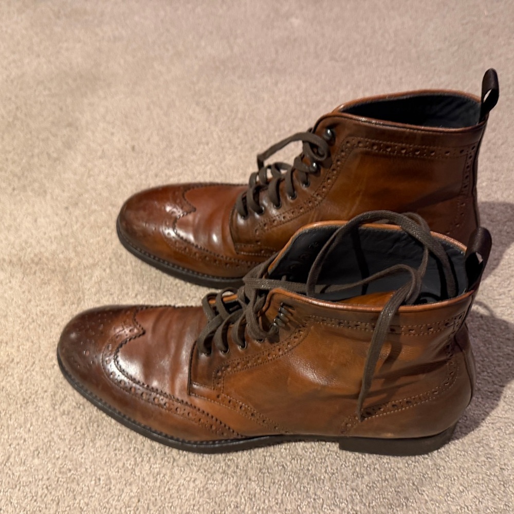 To Boot New York Adam Derrick Men’s Wing Tip Boots. Like new, size 10 1/2.
